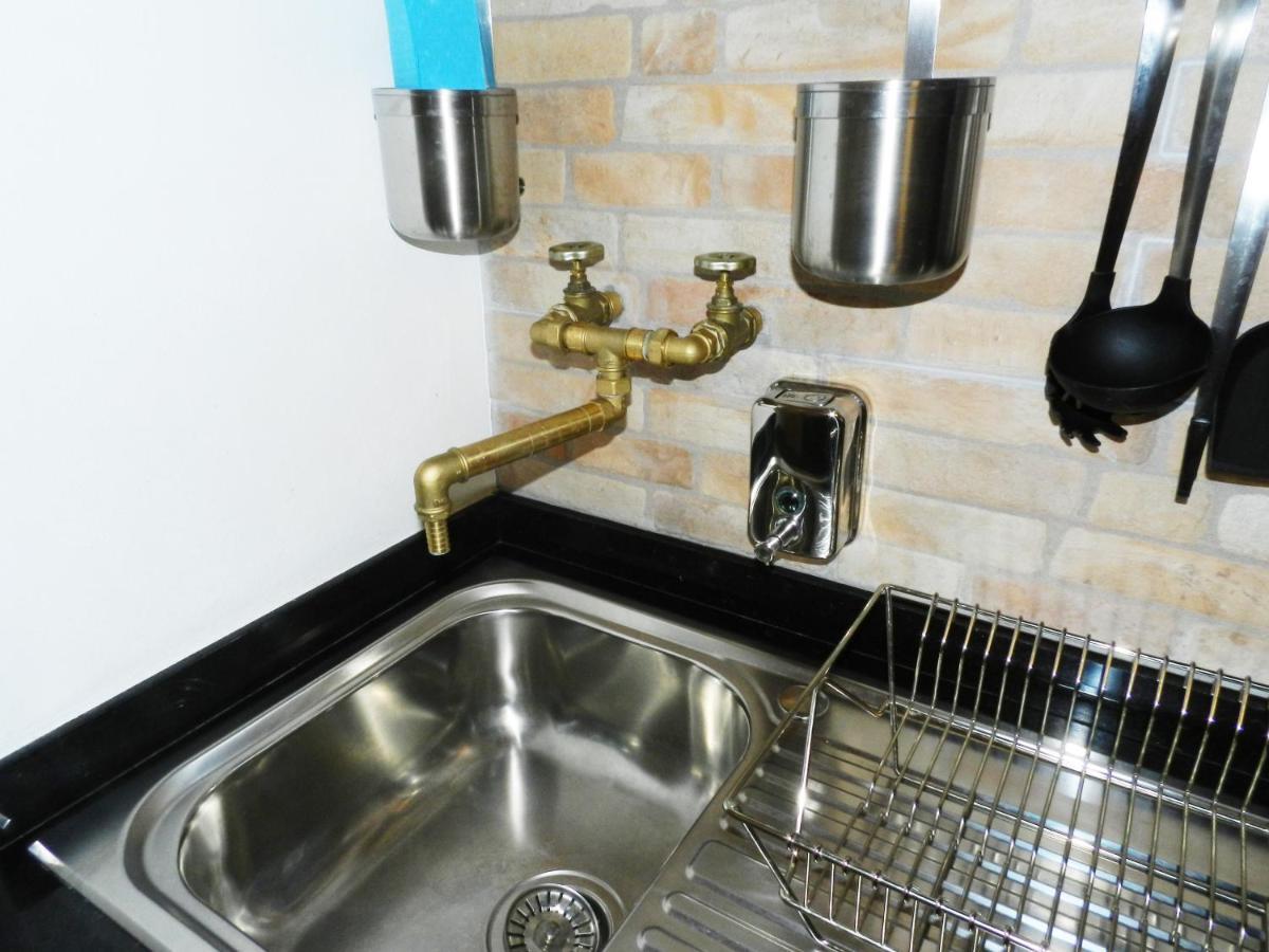 2nd Floor - 5 Terre