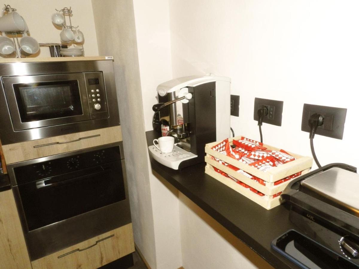 2nd Floor - 5 Terre Appartement