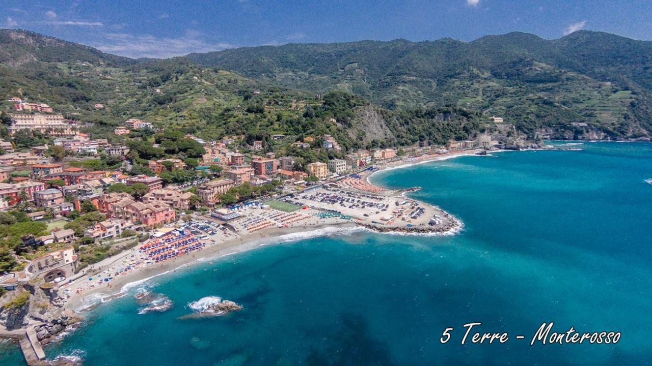 2nd Floor - 5 Terre * La Spezia